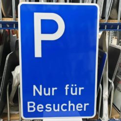 HPC-richtzeichen-parken-nur-fuer-besucher-retroreflektierend-ra-600-x-400-mm-1
