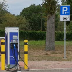 HQI-richtzeichen-vz-314-10-parken-anfang-rechts-oder-ende-links-ra1-600x600mm-4