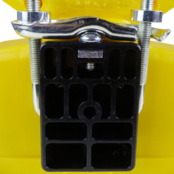 FVZ-nissen-blitzleuchte-euro-led-gemaessen-12357-tl-geprueft-rot-rueckseite-detail