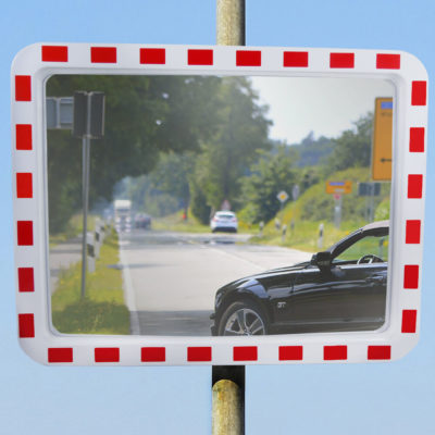 EFO-mirac-verkehrsspiegel-mit-rand-eckig-mit-roten-reflektoren-80x60cm-praxis