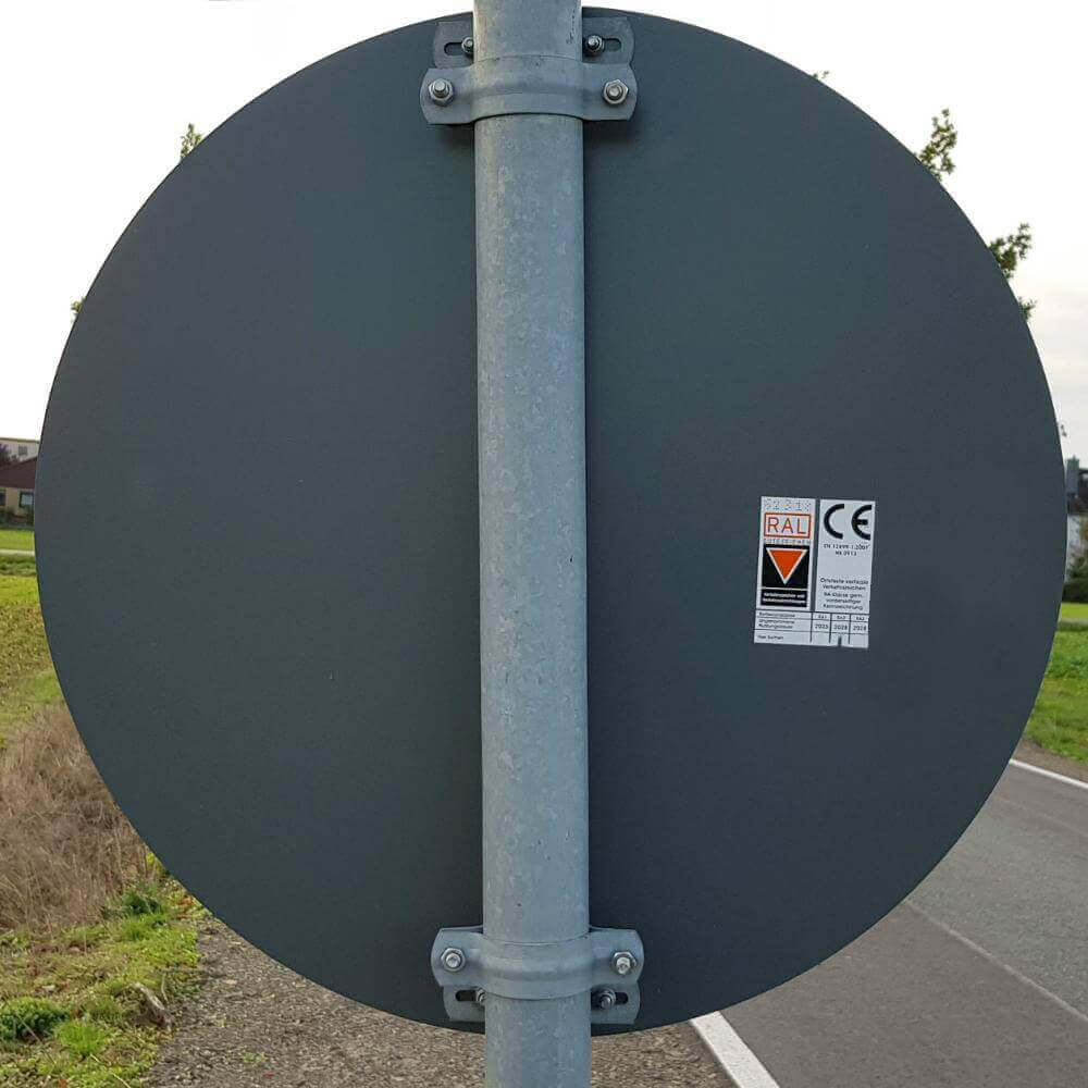 tyo-verkehrsschild-rueckseite-600-mm-durchmesser-mit-ral-aufkleber-ra2_4