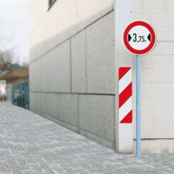 CIA-verkehrszeichen-leitbake-aluminium-reflexionsklasse-ra1-rechtsweisend