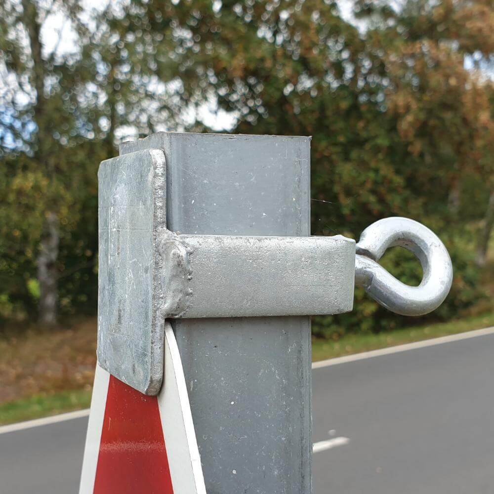 Schilderklemme Universal aus Stahl für Vierkantrohr und Rundrohr, 2 Stück