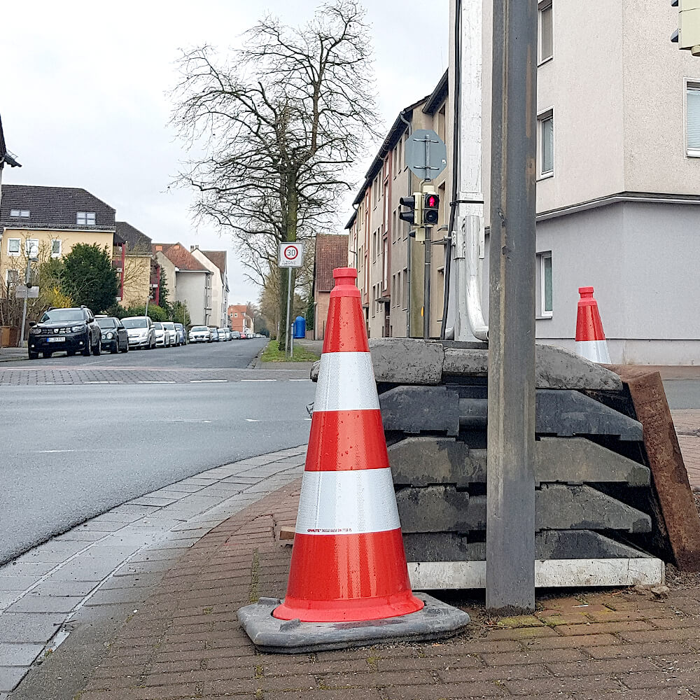 BIGPACK 5 x Leitkegel rot/weiß, BASt, retroreflektierend RA1, Höhe: 75 cm