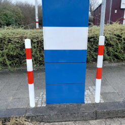 Absperr-Pfosten aus Stahl, zum Einbetonieren, rot/weiß, Ø 6 cm, 140 cm