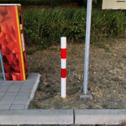 Absperr-Pfosten aus Stahl, zum Einbetonieren, rot/weiß, Ø 6 cm, 140 cm