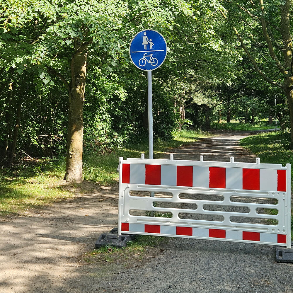 Schrankenzaun COBA, rot/weiß, gemäß TL, RA1, 211 x 112 cm