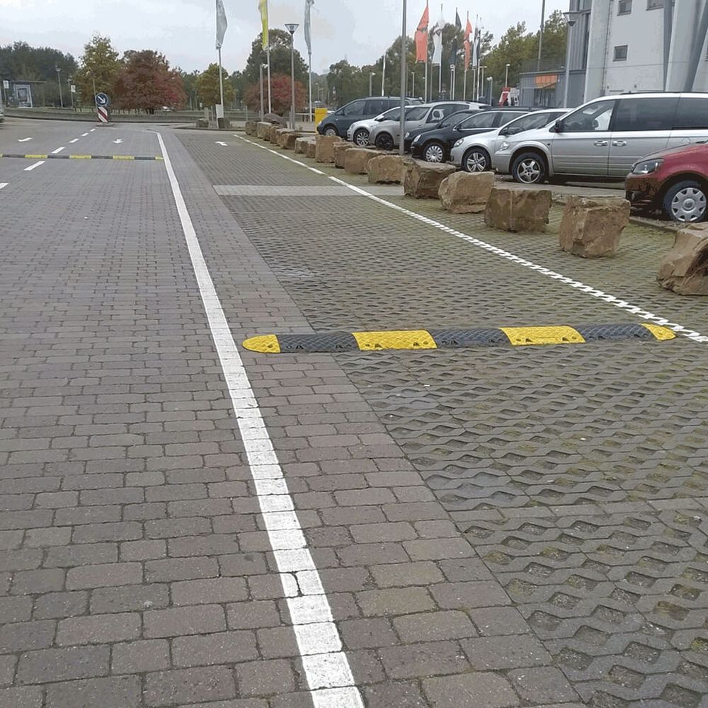 WEMAS Bodenschwelle 5-10 km/h, Endstück Temposchwelle, gelb, 42,5x21,25x7,5 cm