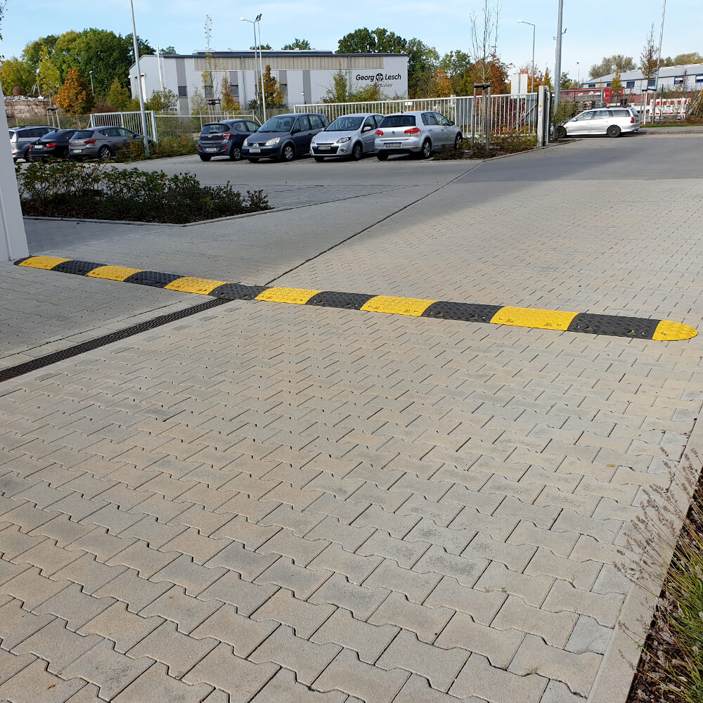 WEMAS Bodenschwelle 5-10 km/h, Endstück Temposchwelle, gelb, 42,5x21,25x7,5 cm