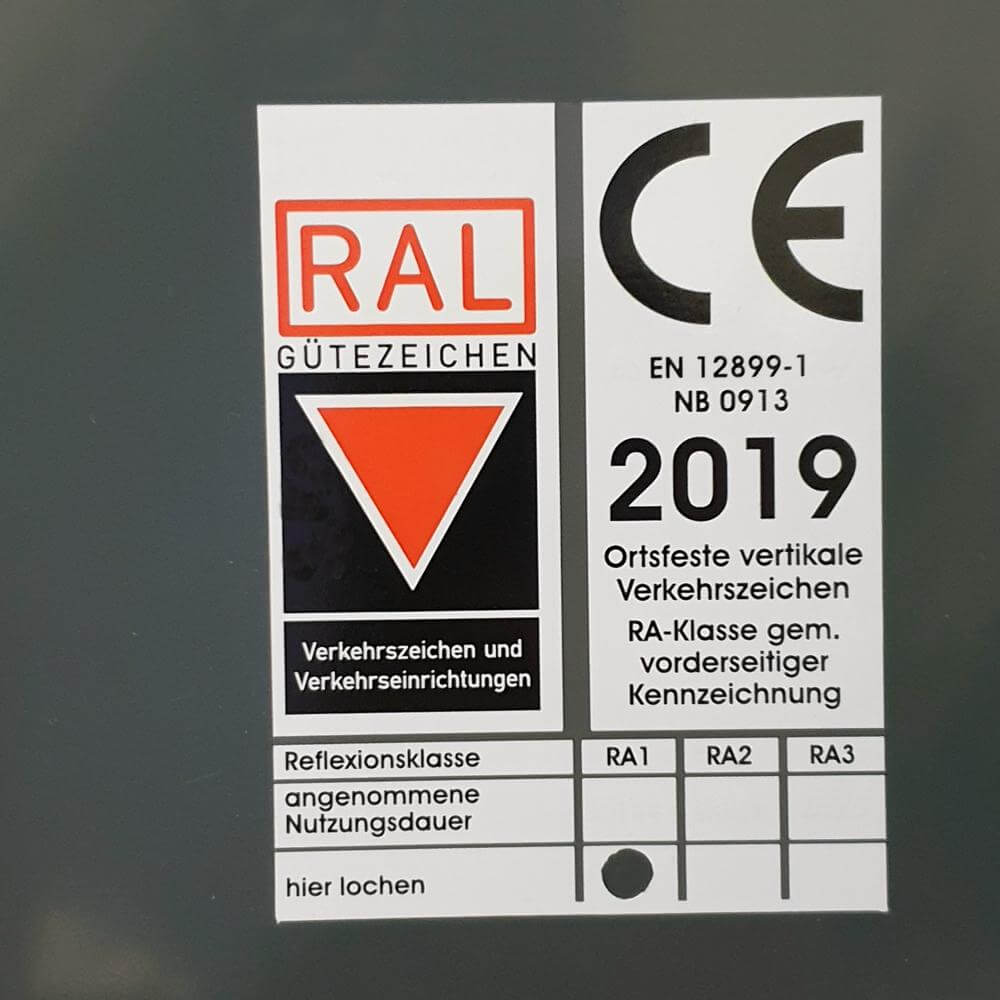 Vorschriftzeichen VZ 214-30,Pfeil Fahrtrichtung - rechts oder links