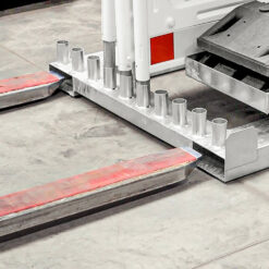 Lager- und Transporttraverse mit 20 x TL-Schrankenzaun RA2, 211 x 112 cm