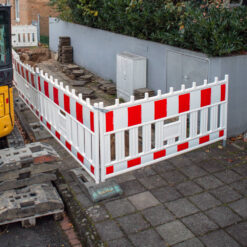 RSA-Komplett-Set, Schrankenzaun FUTURE mit Fußplatten, RA2, 2,15 x 1,11 m